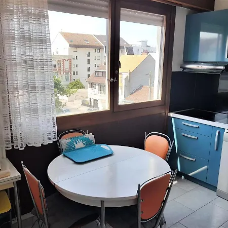 Apartamento Sunny Days - App 60 M2 Avec Balcon, 4 Pers, 3e Etage, Au Calme Et Ensoleille