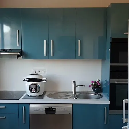 Sunny Days - App 60 M2 Avec Balcon, 4 Pers, 3e Etage, Au Calme Et Ensoleille *